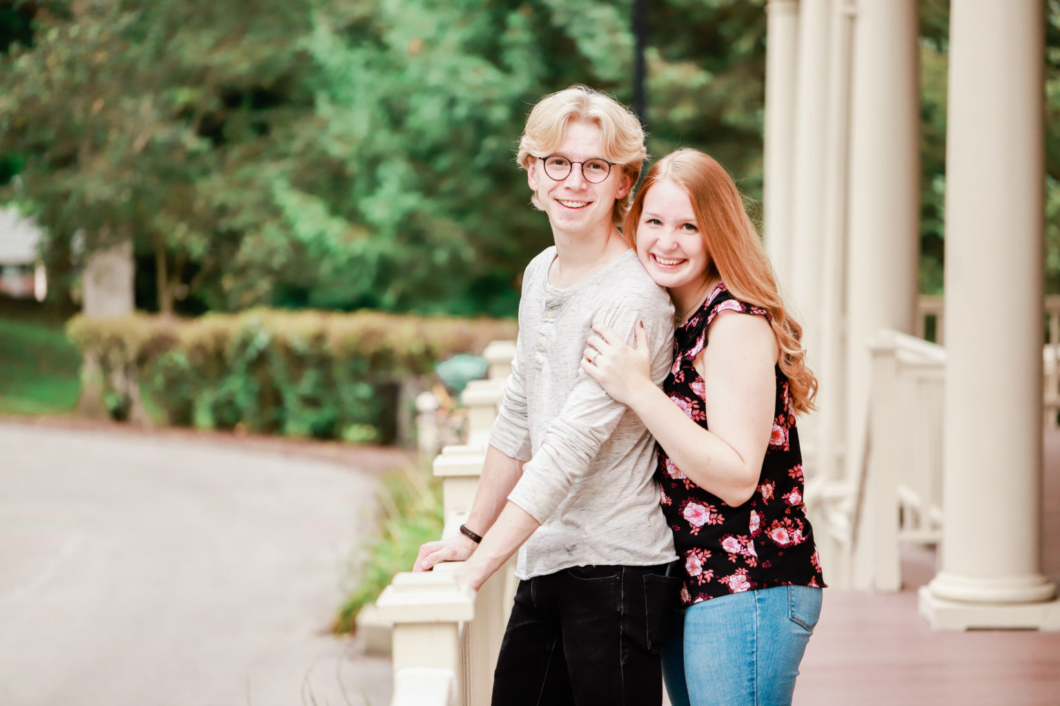 Jake + Makayla | Engaged | sigourneyherrmann.com